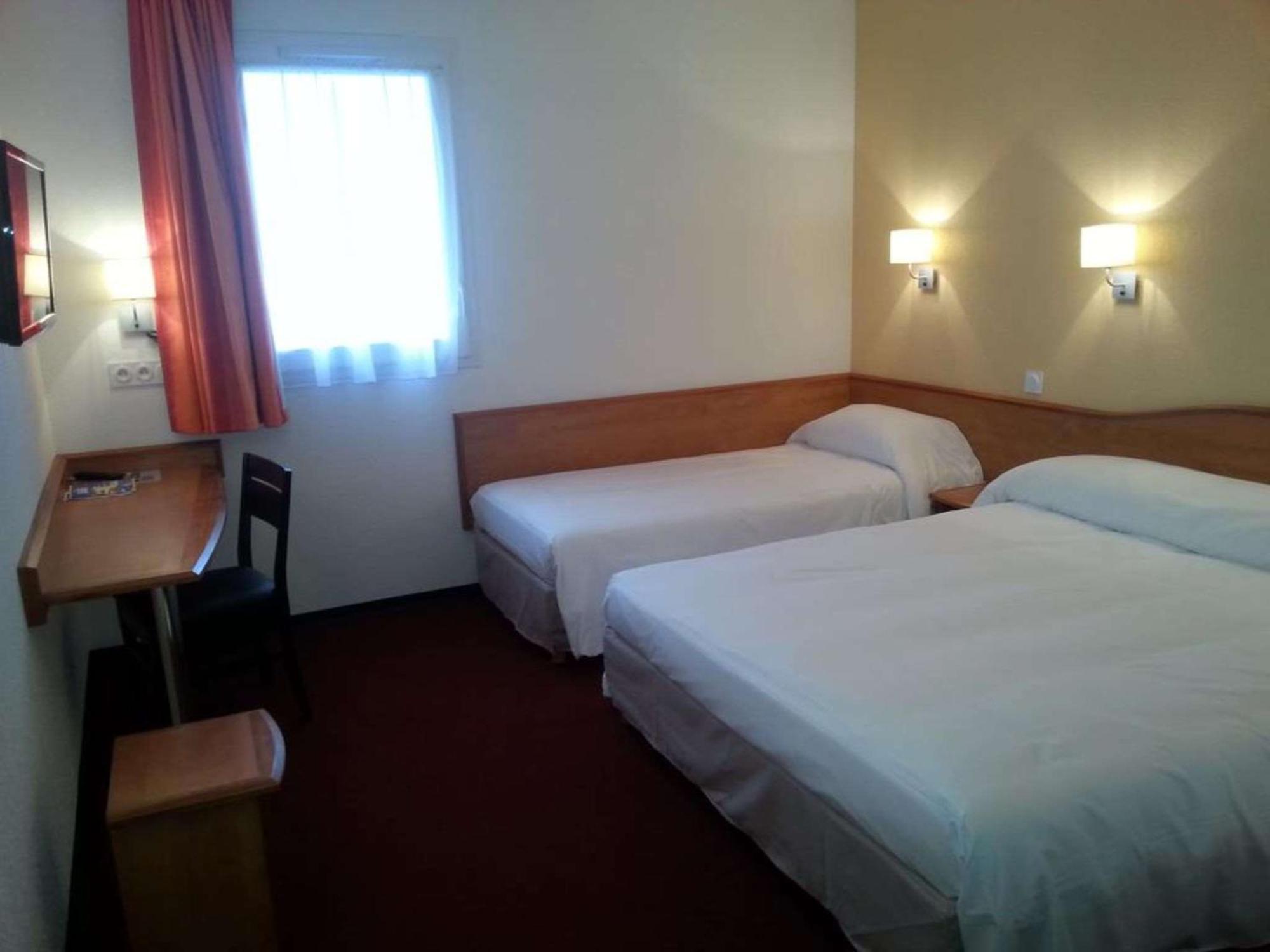 Brit Hotel Confort Villeneuve Sur Lot Bias (Lot-et-Garonne) Exterior foto