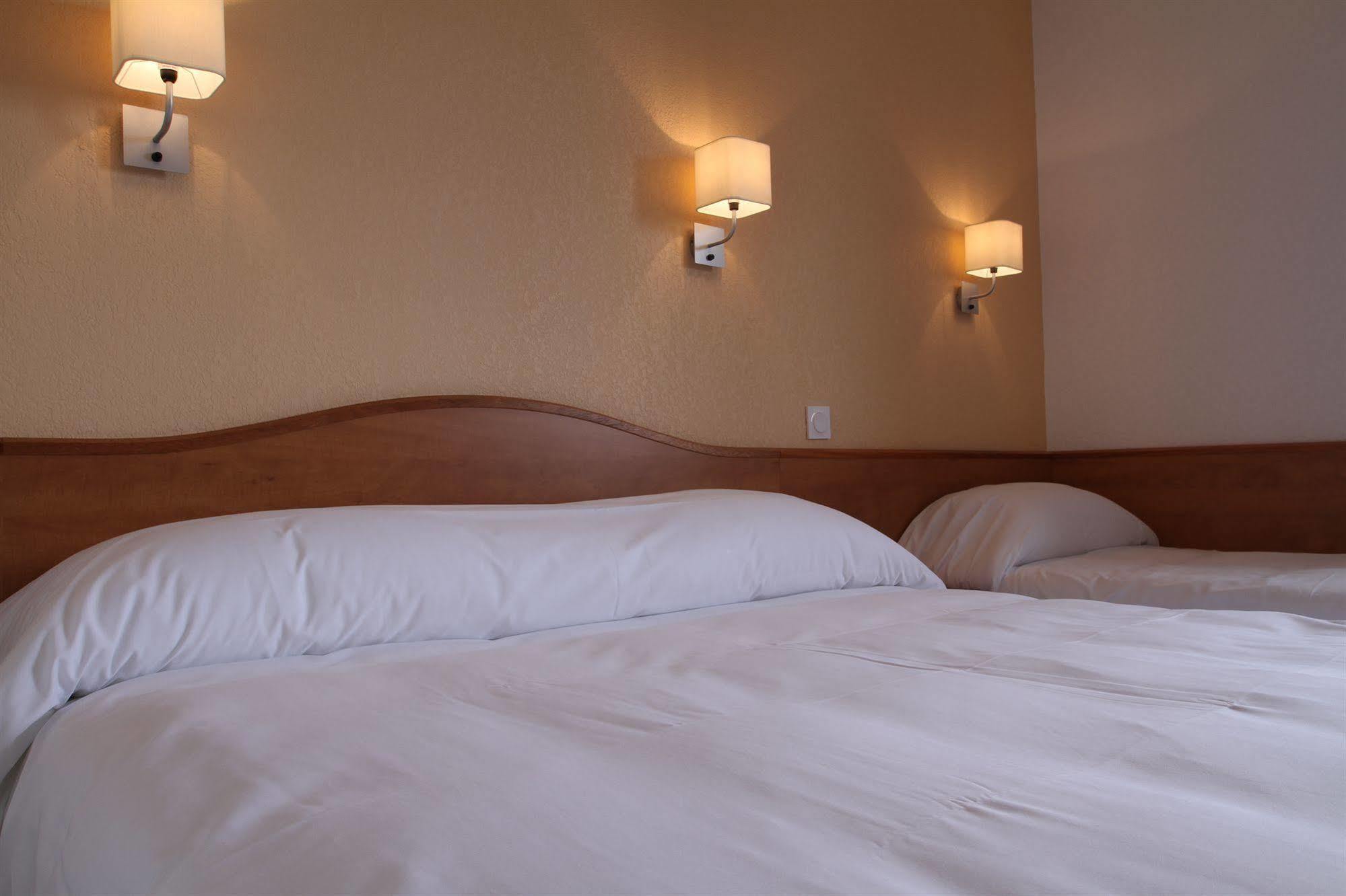Brit Hotel Confort Villeneuve Sur Lot Bias (Lot-et-Garonne) Exterior foto